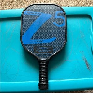 Z5 Graphite Wide Body Pickleball Paddle